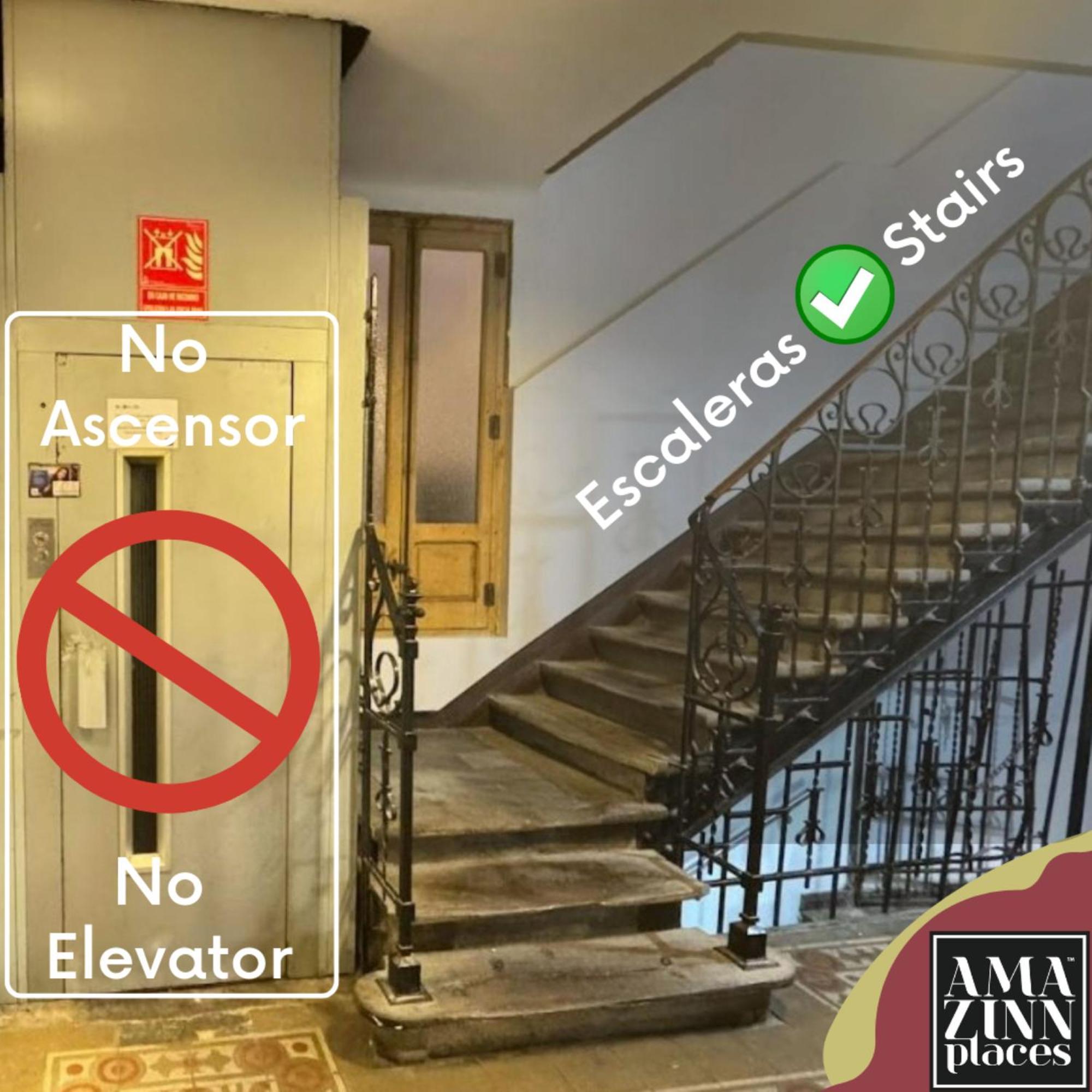 Ap Embajadores VIII Madrid Luaran gambar